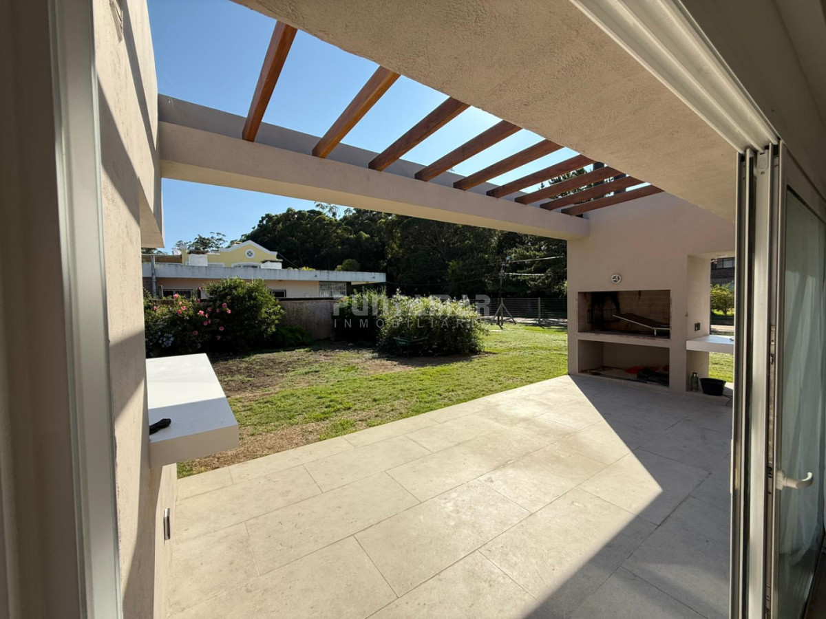 Casa ID.213846 - ALQUILER DE CASA DE 3 DORMITORIOS EN PORTEZUELO