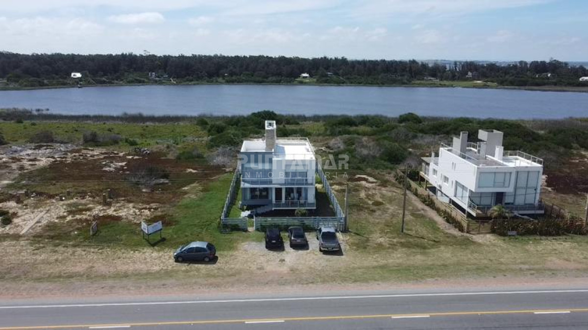Casa ID.212853 - IMPORTANTE CASA EN JOSE IGNACIO FRENTE AL MAR