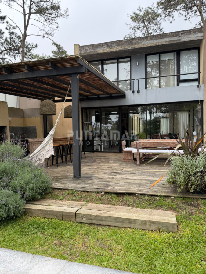 ALQUILER CASA 3 DORM Y PISCINA CLIMATIZADA EN MONTOYA  -