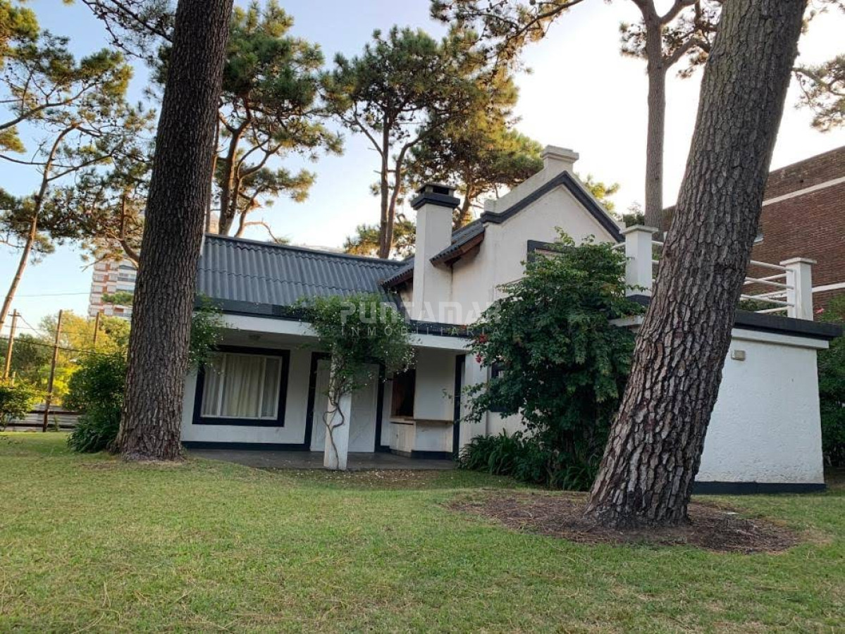 Casa ID.210714 - CASA 3 DORMITORIOS Y SERVICIO EN LA BRAVA PUNTA DEL ESTE