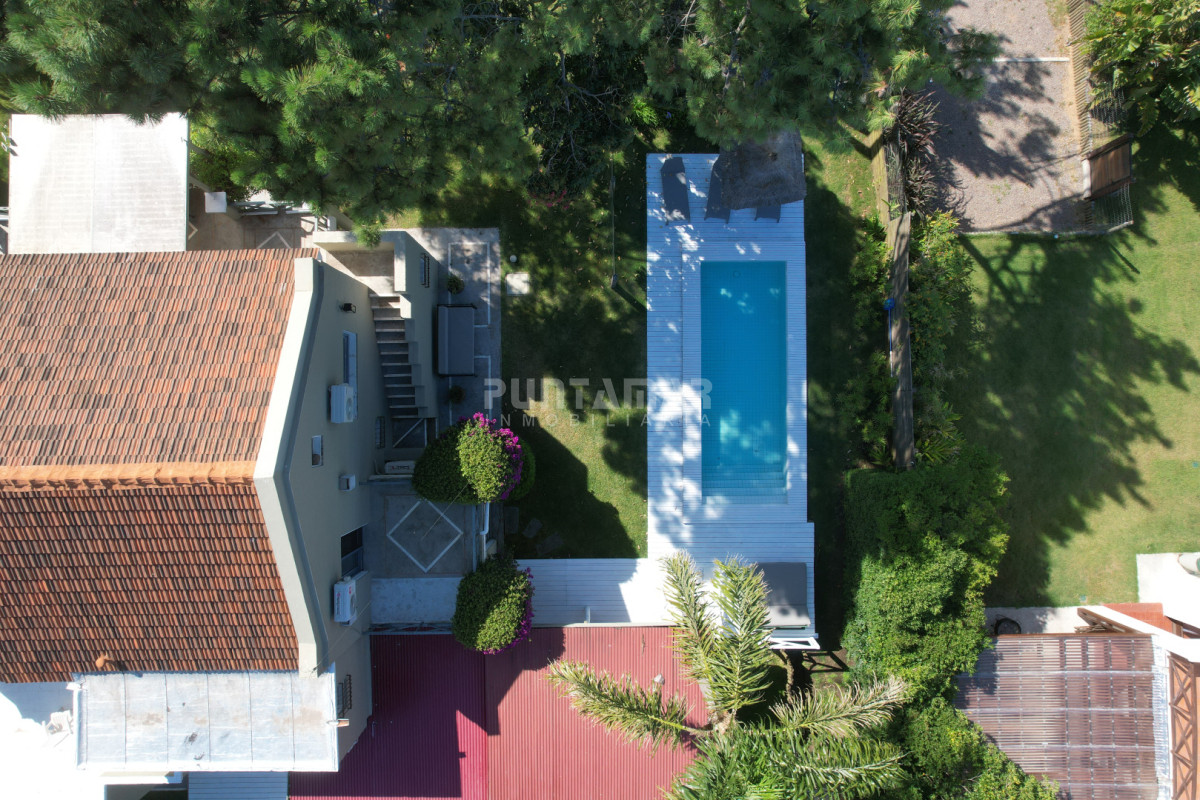 Casa ID.212677 - IMPORTANTE CASA DE 2 PLANTAS EN LA BARRA, MONTOYA