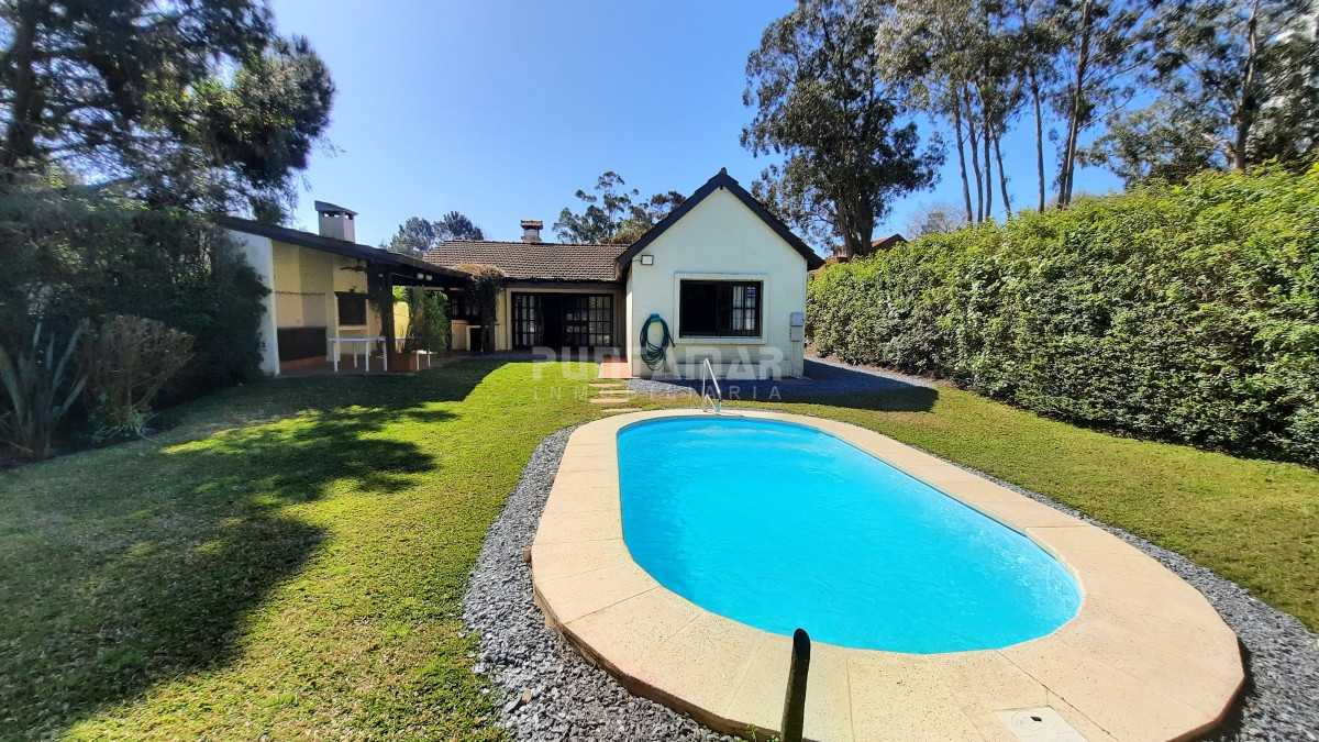 Casa ID.210292 - CASA DE 3 DORMITORIOS CON DEPENDENCIA EN LA MANSA