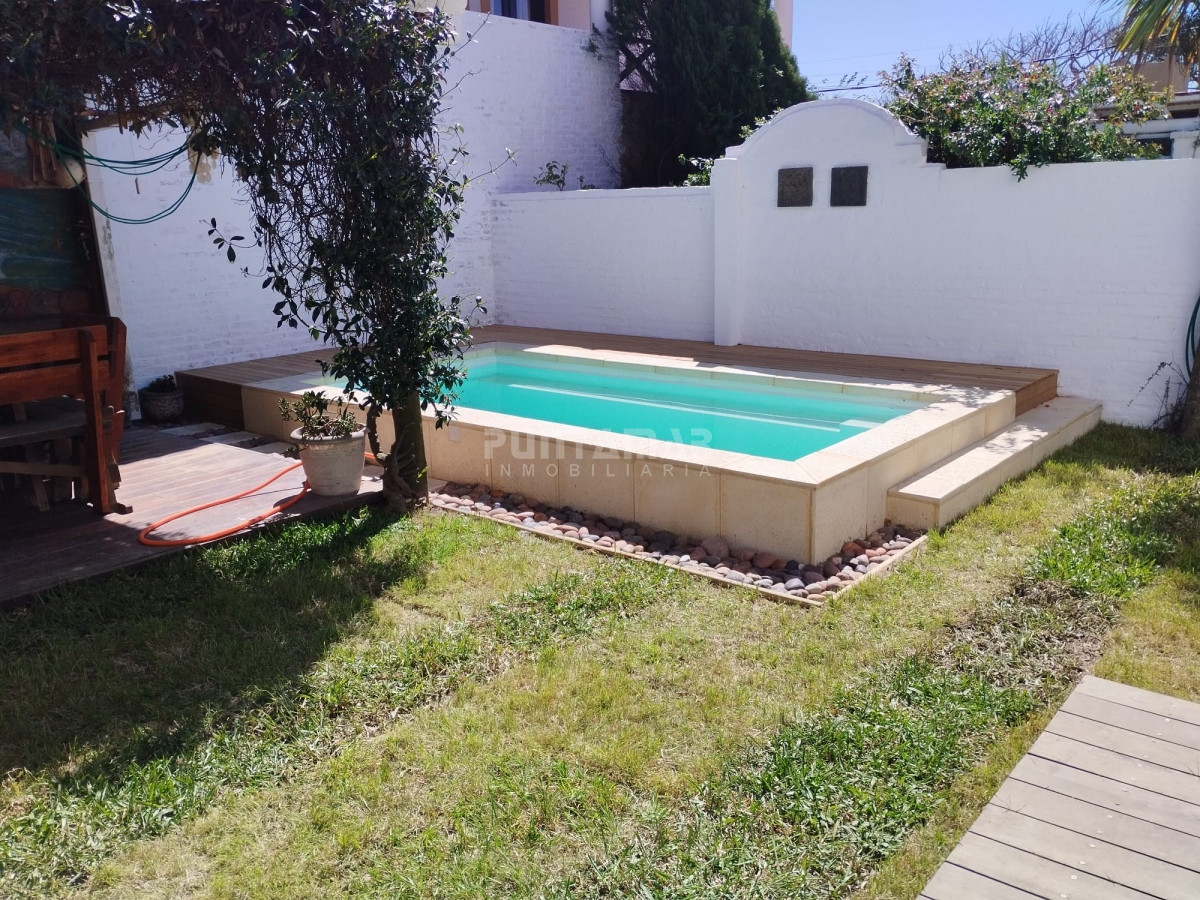 Casa ID.212688 - MODERNA CASA CON PISCINA A METROS DE LA POSTA DEL CANGREJO 