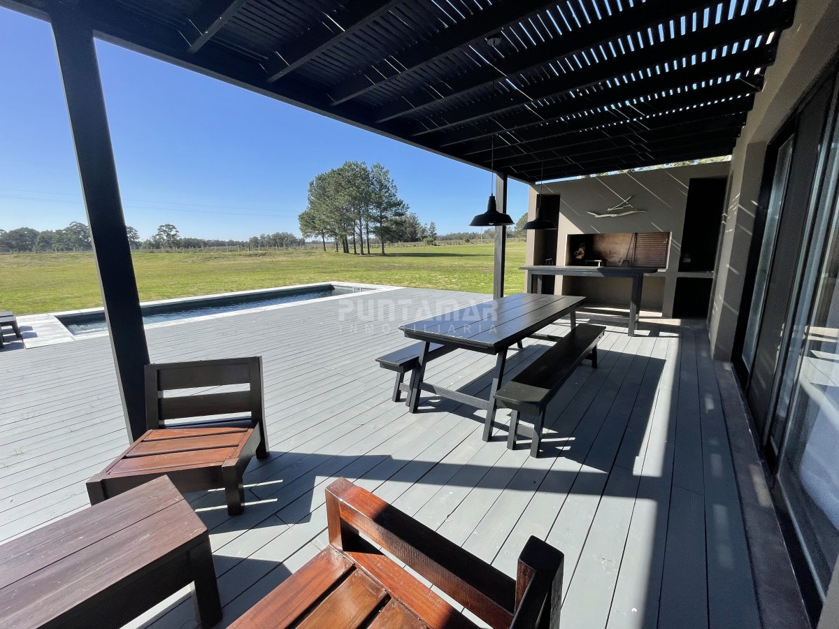 Casa ID.212869 - Casa en venta y alquiler en Barrio El Quijote
