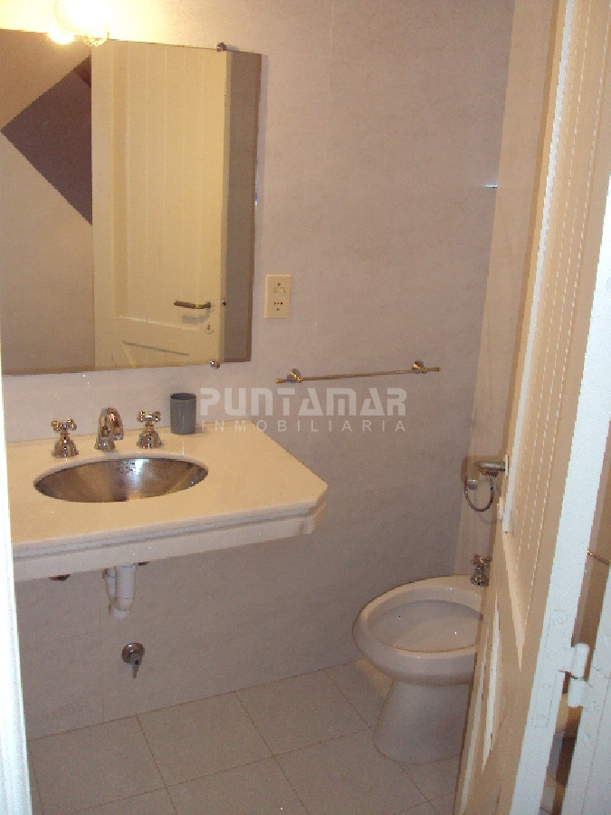 Casa ID.210714 - CASA 3 DORMITORIOS Y SERVICIO EN LA BRAVA PUNTA DEL ESTE