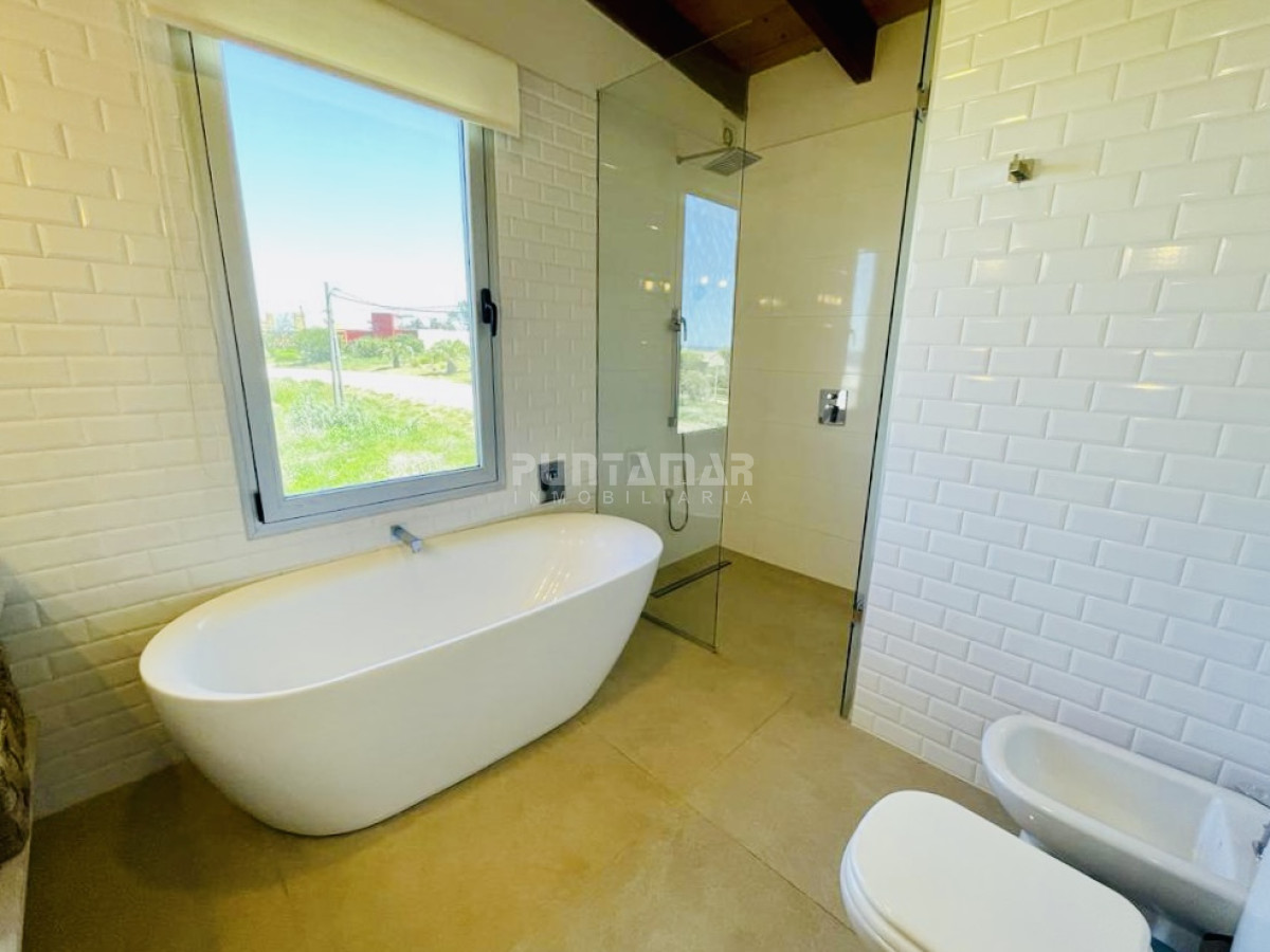Casa ID.211944 - ESPECTACULAR CASA CON PISCINA Y VISTA AL MAR EN EL CHORRO