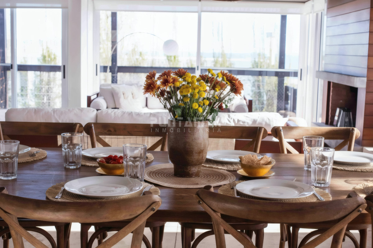 Casa ID.210785 - IMPORTANTE CASA EN PUNTA DEL ESTE, EL CHORRO, 5 DORMITORIOS