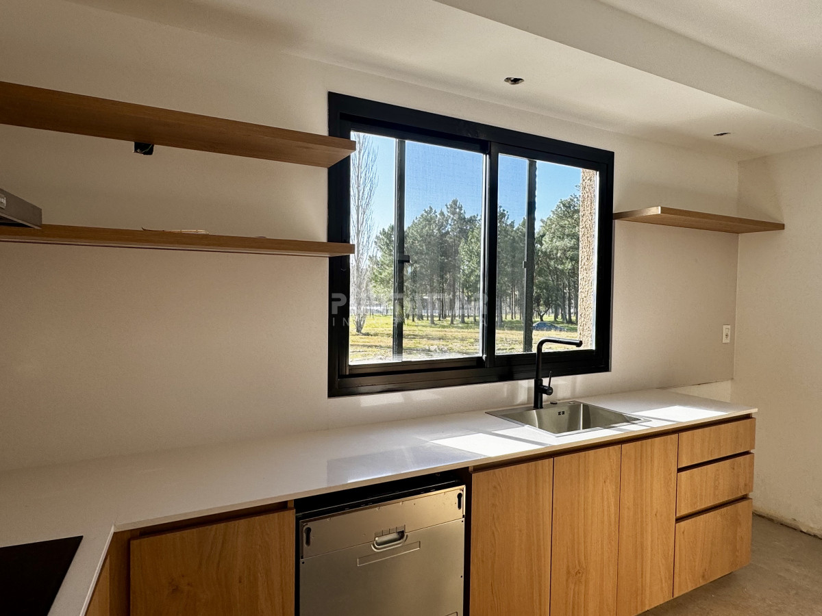 Casa ID.213666 - VENTA Y ALQUILER CASA A ESTRENAR EN BARRIO CERRADO LA CAÑADA - DISTRITO 52