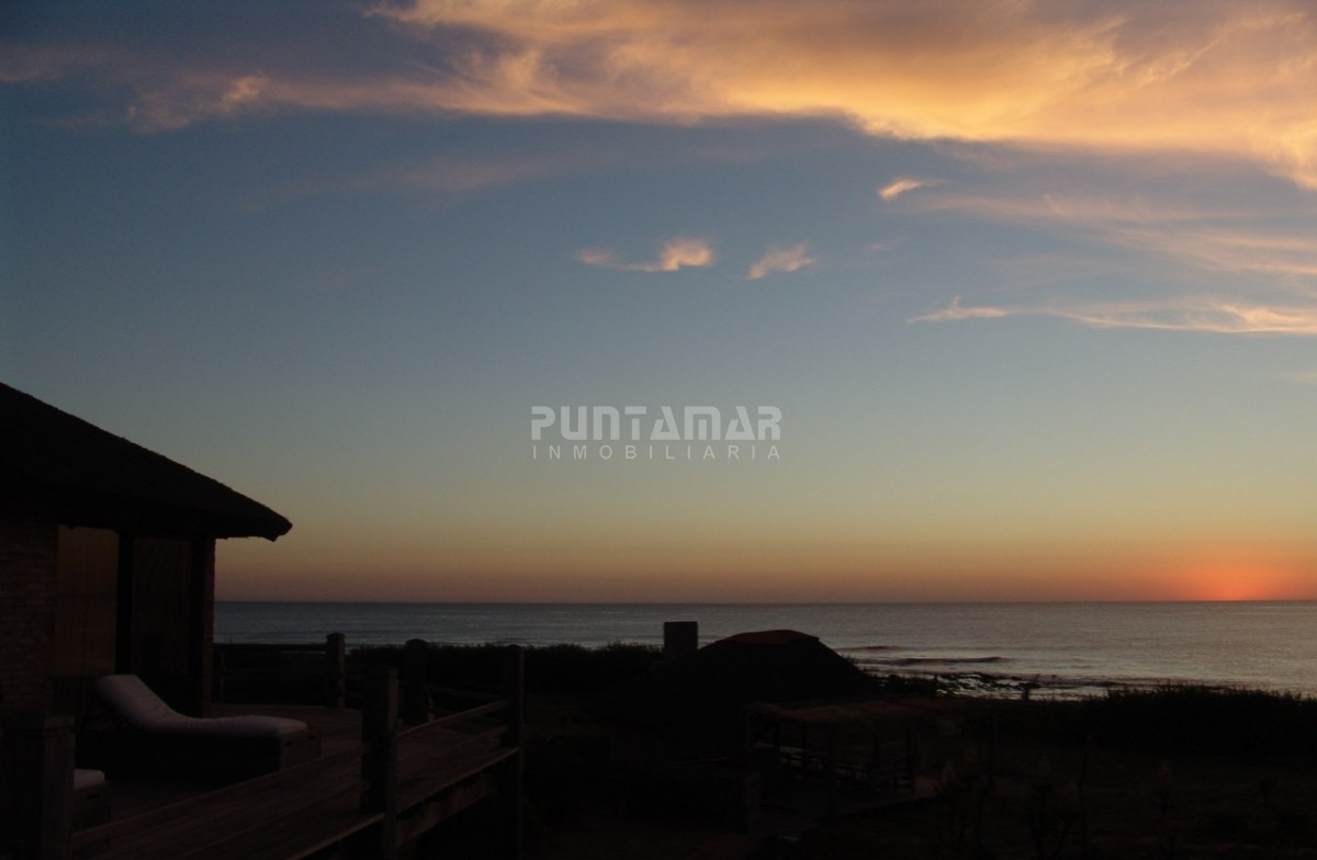 Casa ID.211119 - ESPECTACULAR PREDIO DE 15.000 M2 SOBRE EL MAR EN LA PALOMA La Paloma
