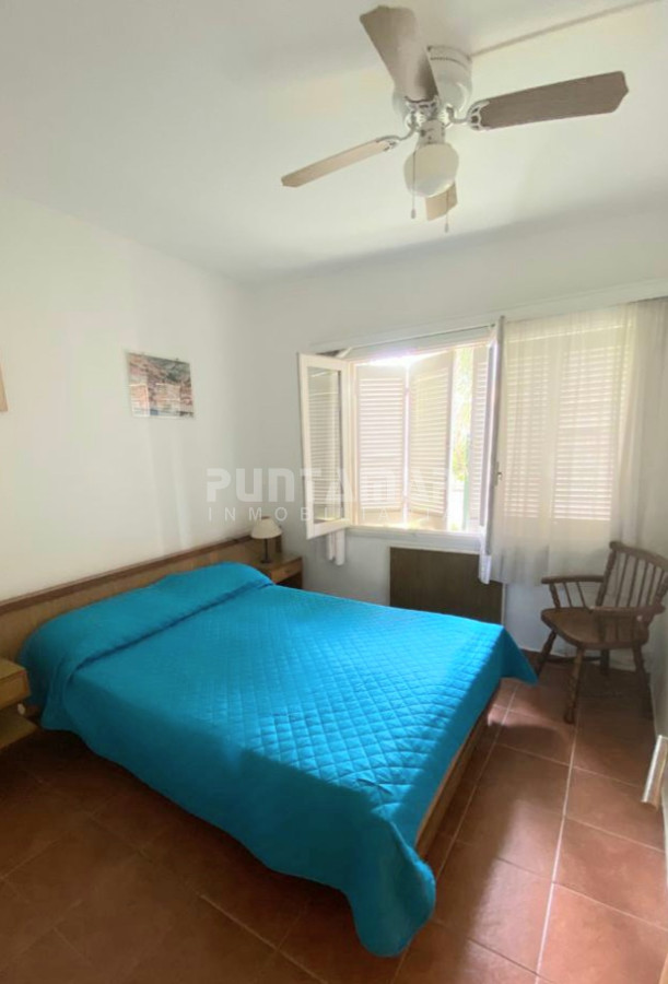 Casa ID.212397 - MUY LINDA CASA EN PARADA 7 DE LA MANSA, 4 DORMITORIOS, AMPLIO LIVING COMEDOR, PISCINA , GARAGE  Y PARRILLERO