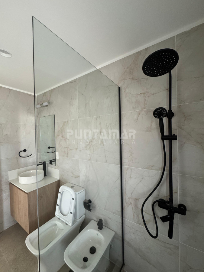 Casa ID.213666 - VENTA Y ALQUILER CASA A ESTRENAR EN BARRIO CERRADO LA CAÑADA - DISTRITO 52