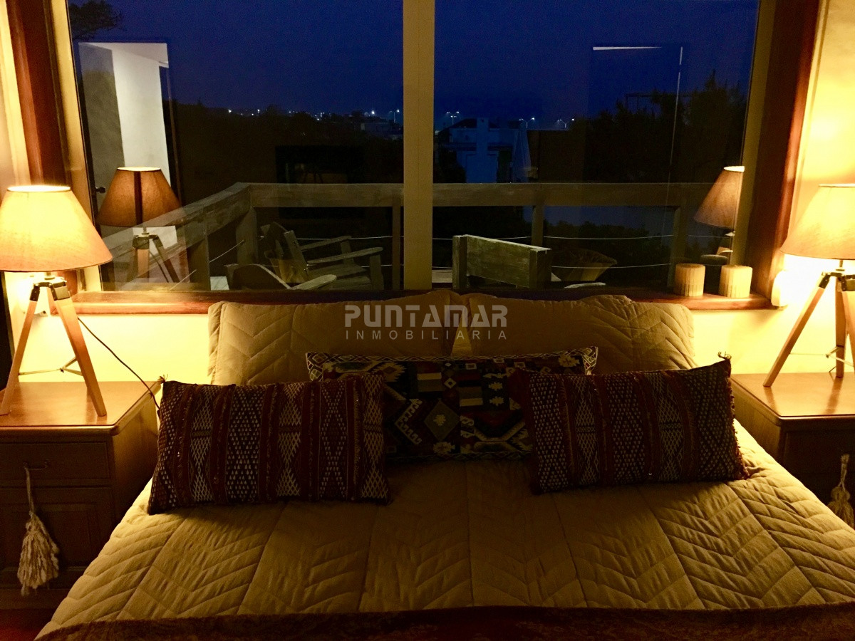 Casa ID.210775 - Casa en Montoya, La Barra en venta y alquiler con piscina