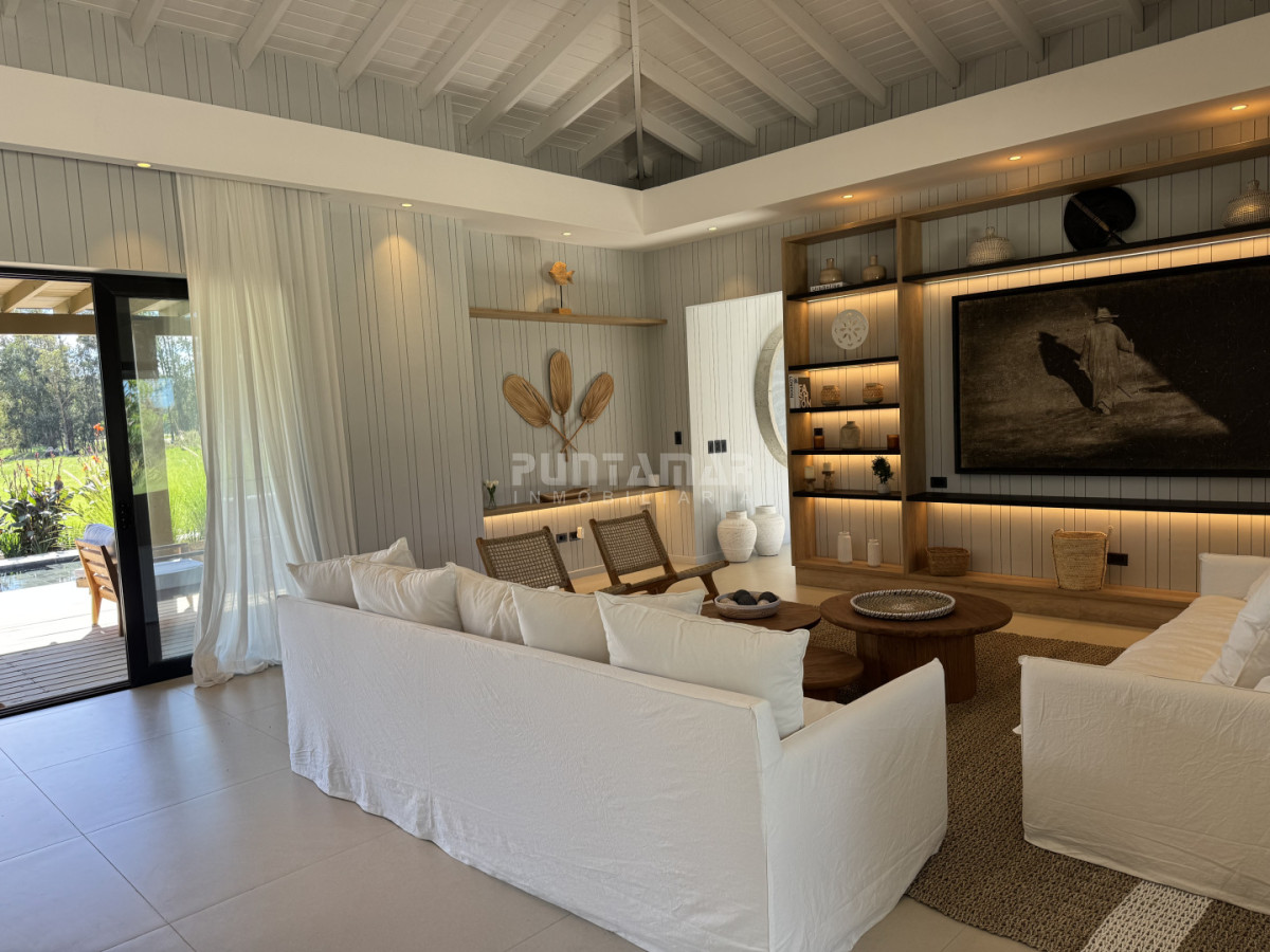 Casa ID.213827 - CASA EN VENTA EN BARRIO PRIVADO PUERTO QUETZAL 