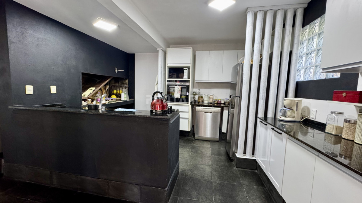 Casa ID.211927 - HERMOSA CASA DE 4 DORMITORIOS A METROS DE PLAYA MONTOYA 