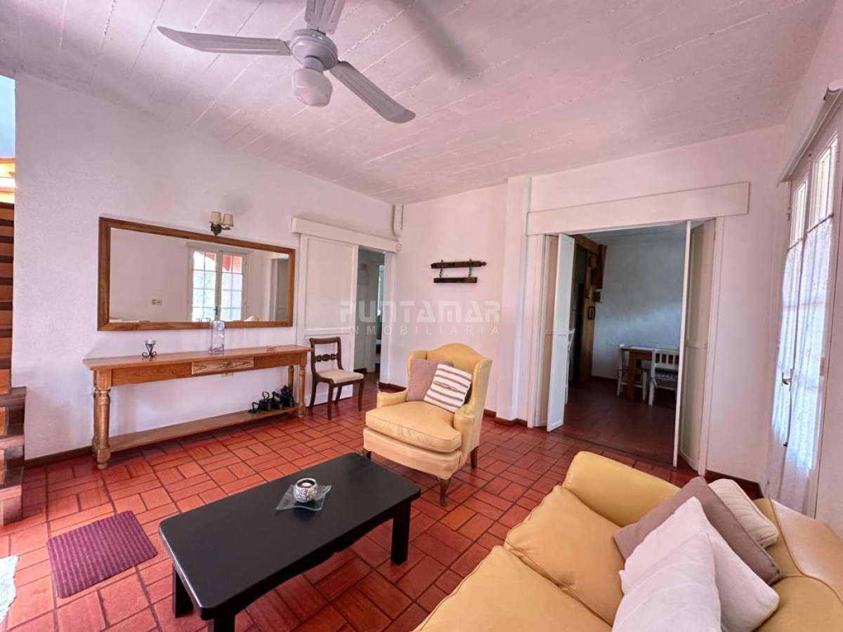 Casa ID.213227 - ALQUILER DE CASA  DORMITORIOS EN LA BARRA