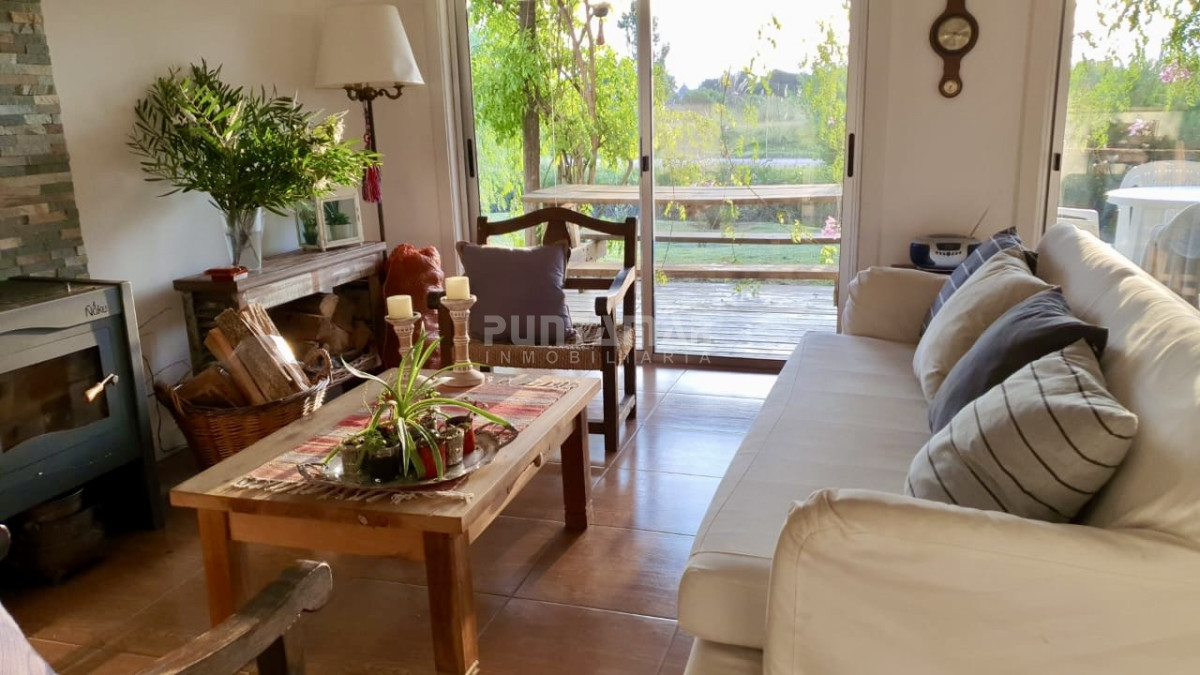 Casa ID.213869 - LUMINOSA CASA DE 1 DORMITORIO A METROS DEL PUENTE DE LA BARRA 