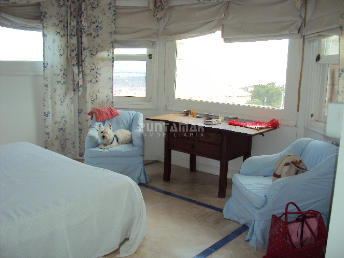 Casa ID.211703 - Casa en Punta Piedras, Manantiales, 4 dormitorios y piscina