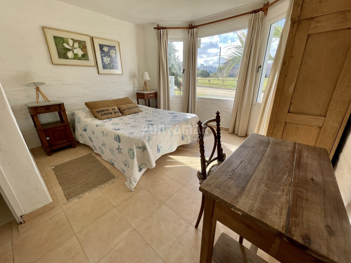 Casa ID.210847 - Casa en venta en Montoya, oportunidad!