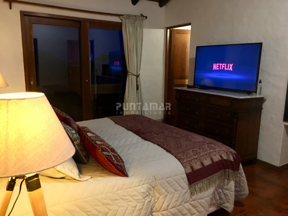 Casa ID.210775 - Casa en Montoya, La Barra en venta y alquiler con piscina