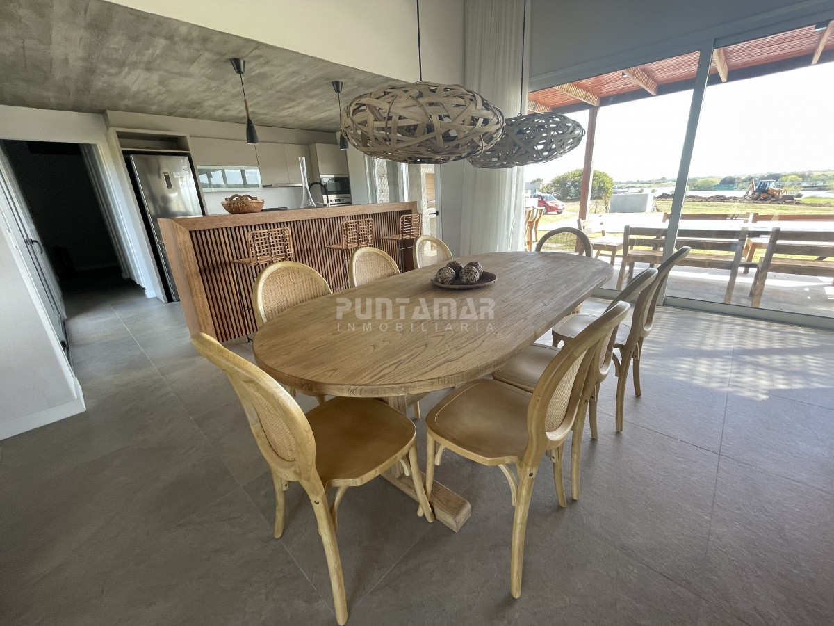 Casa ID.212771 - Casa en alquiler en Pueblo Mio