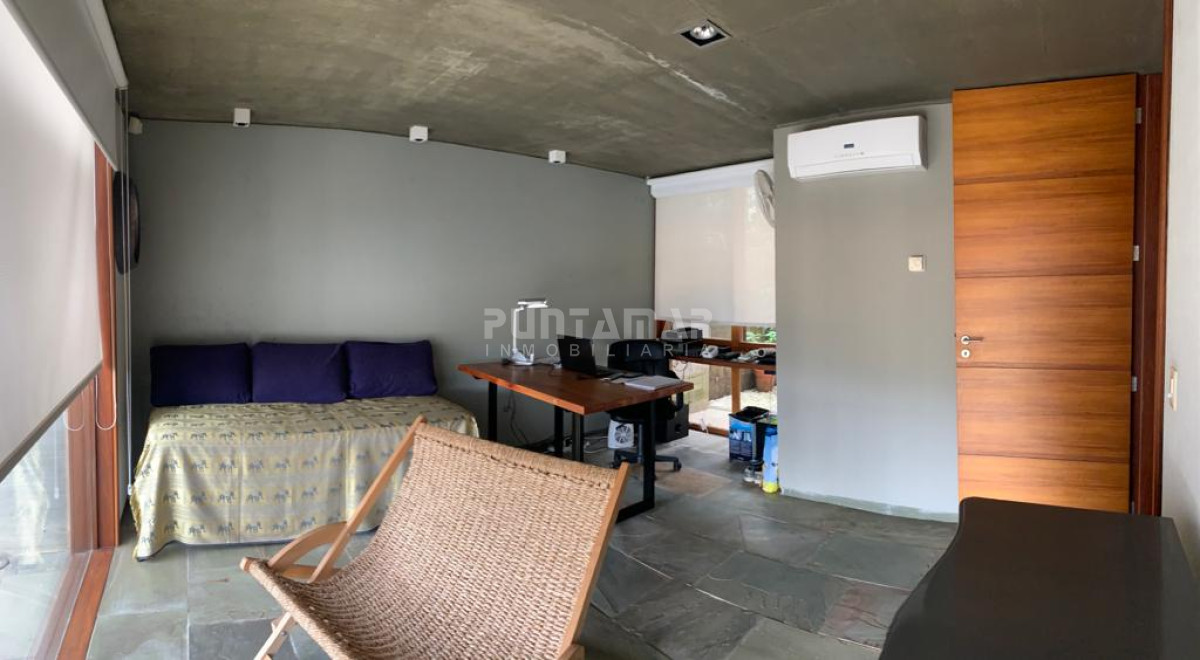 Casa ID.212719 - EXCELENTE  CASA DE 4 DORMITORIOS  EN ALQUILER EN EL CHORRO  CON PISCINA