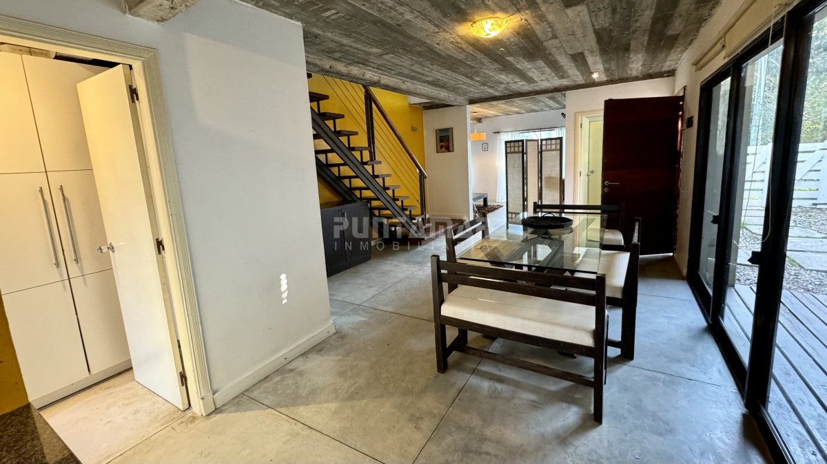 Casa ID.210787 - MUY LINDA CASA EN LA BARRA 3 DORMITORIOS CON PISCINA
