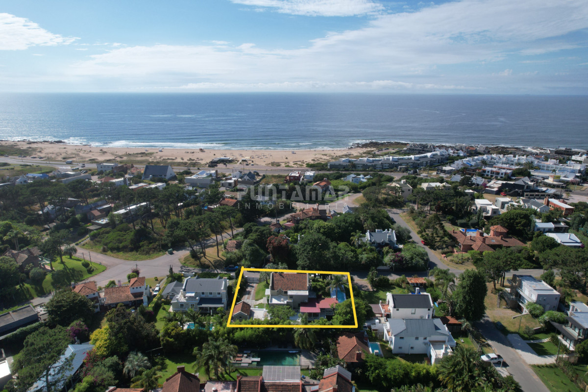 Casa ID.212677 - IMPORTANTE CASA DE 2 PLANTAS EN LA BARRA, MONTOYA