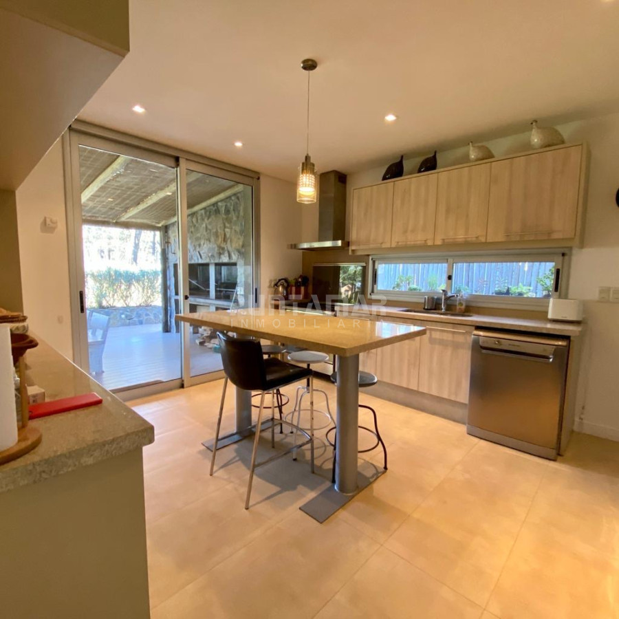 Casa ID.210693 - DIVINA CASA EN VENTA Y ALQUILER  PARA LA TEMPORADA , BARRIO PRIVADO EN RINCON DEL INDIO