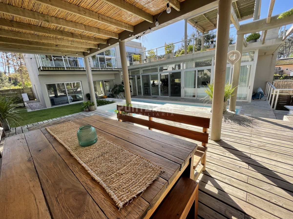 Casa ID.212480 - Casa en venta y alquiler en Montoya