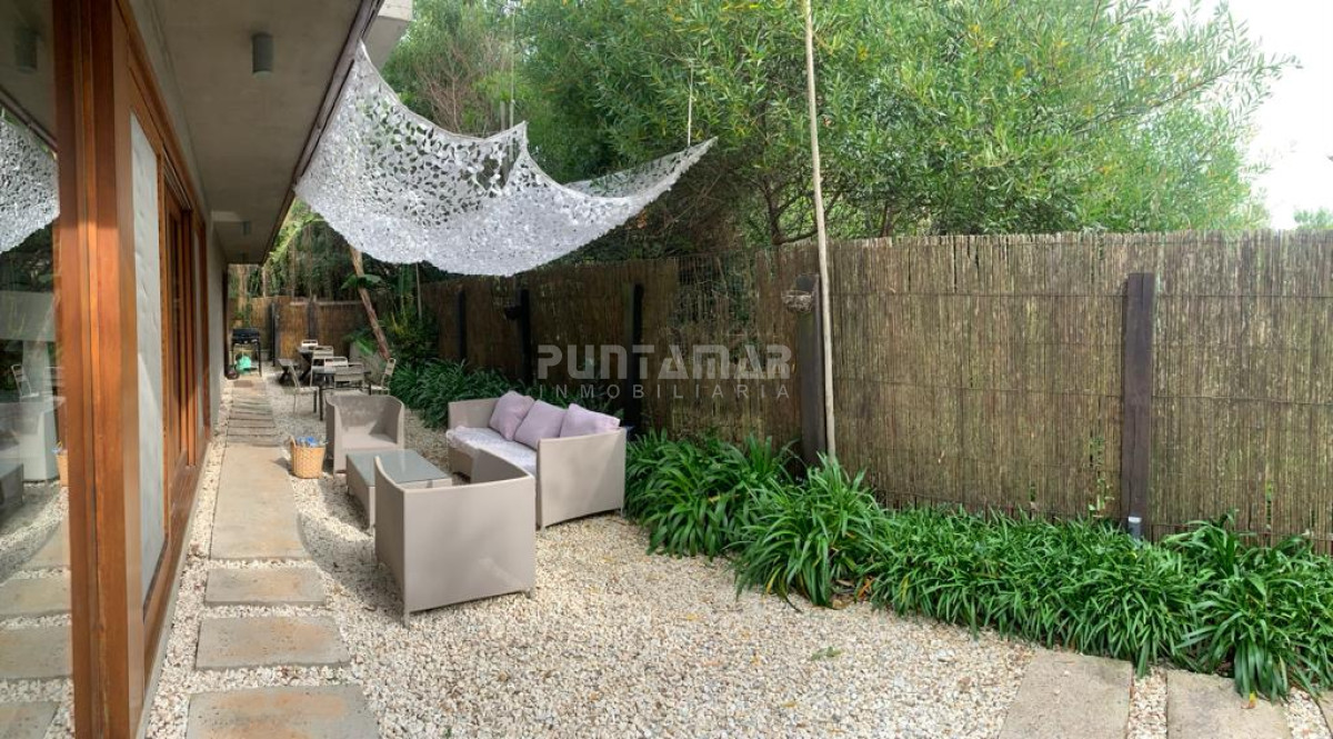 Casa ID.212719 - EXCELENTE  CASA DE 4 DORMITORIOS  EN ALQUILER EN EL CHORRO  CON PISCINA