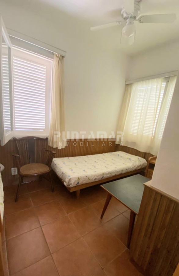 Casa ID.212397 - MUY LINDA CASA EN PARADA 7 DE LA MANSA, 4 DORMITORIOS, AMPLIO LIVING COMEDOR, PISCINA , GARAGE  Y PARRILLERO