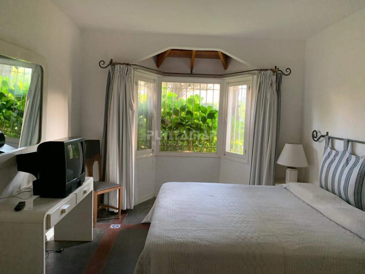 Casa ID.210714 - CASA 3 DORMITORIOS Y SERVICIO EN LA BRAVA PUNTA DEL ESTE
