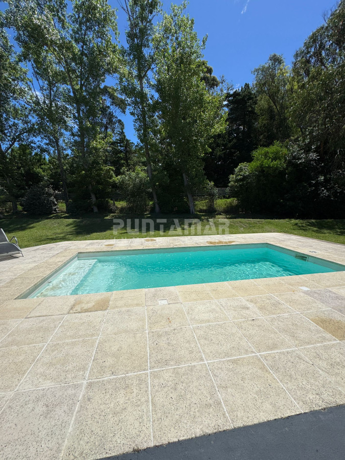 Casa ID.213533 - VENTA CASA BARRIO PRIVADO VERDE MORA