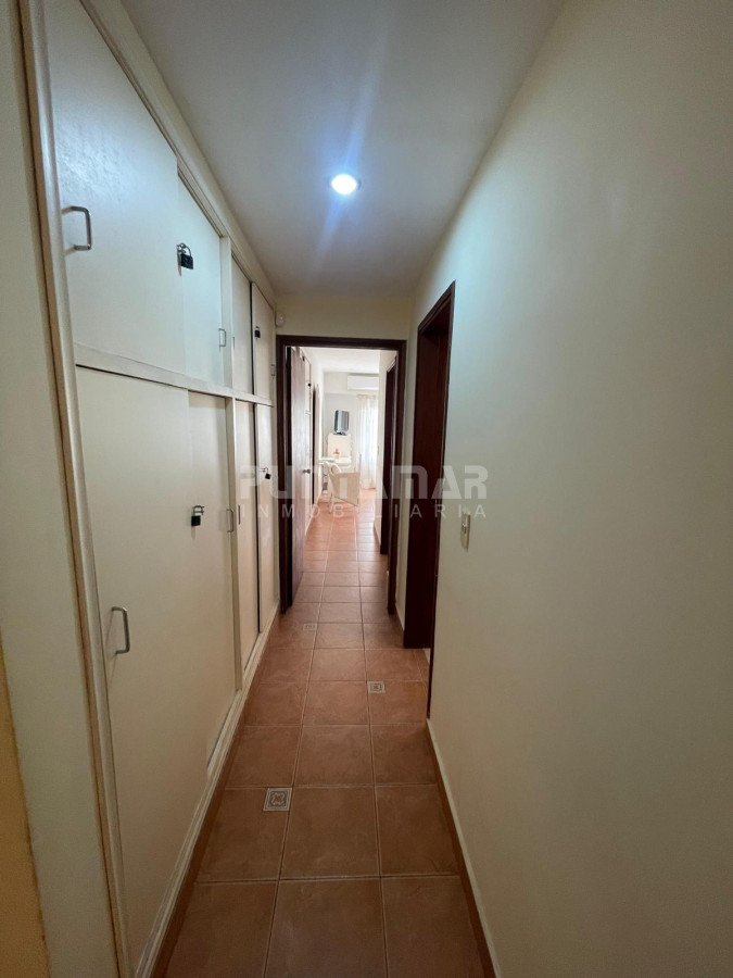 Casa ID.210347 - Casa de 4 dormitorios en Playa Mansa , Punta del Este 