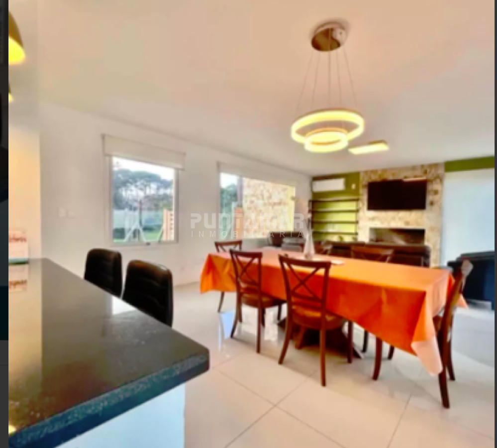 Casa ID.213448 - HERMOSA CASA DE 3 DORMS Y PISCINA EN INMEJORABLE UBICACIÓN DEL LA PUNTA