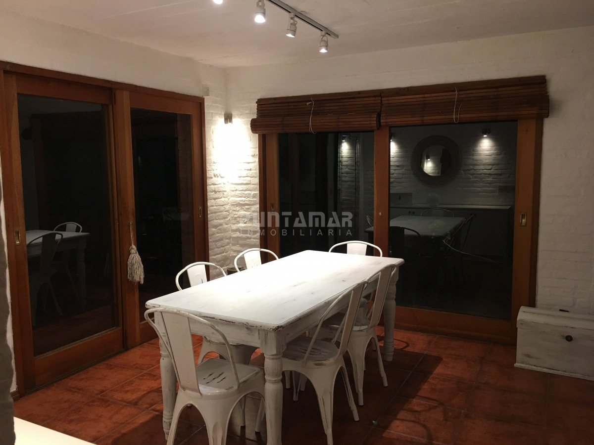Casa ID.210775 - Casa en Montoya, La Barra en venta y alquiler con piscina