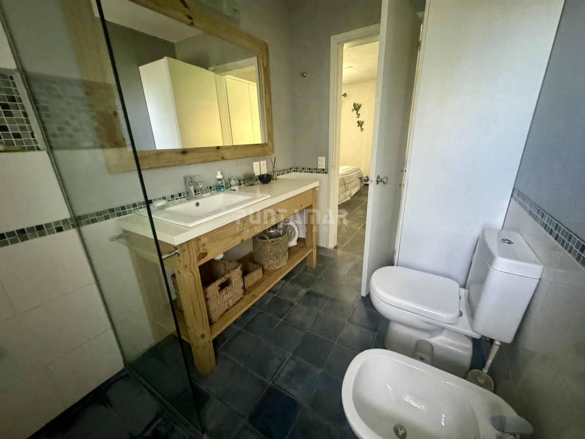 Casa ID.210802 - ALQUILER DE CASA EN MONTOYA CON VISTA AL MAR, 4 DORMITORIOS MÁS SERVICIO