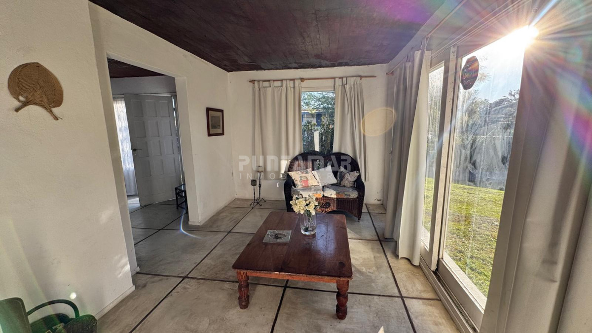 Casa ID.210892 - VENTA Y ALQUILER DE GRAN CASA EN EL CORAZON DE LA BARRA