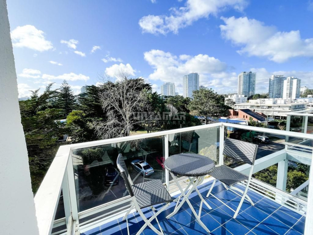 Casa ID.213891 - Alquiler anual , dos dormitorios dos baños. Aidy grill 