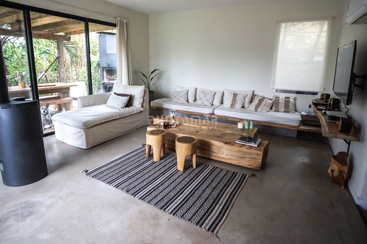 Casa ID.213543 - ALQUILER HERMOSA CASA A ESTRENAR A METROS DEL ARROYO EN LA BARRA