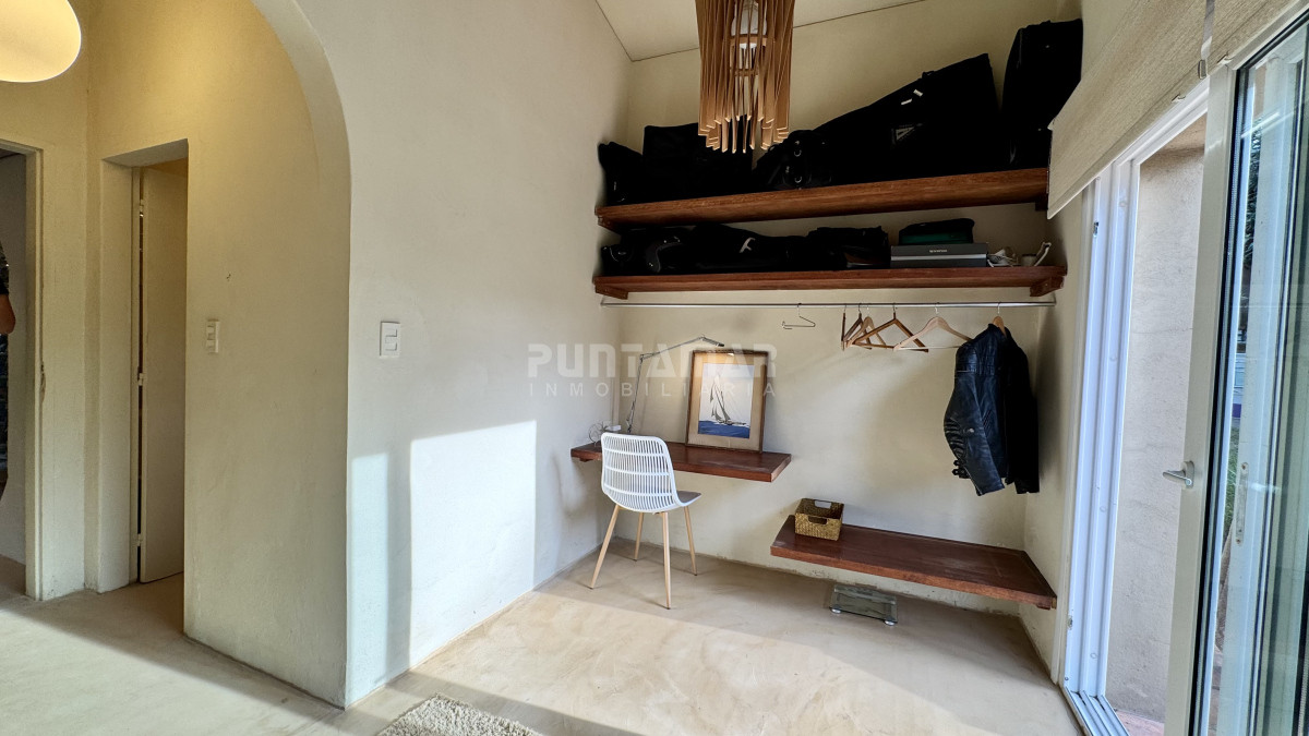 Casa ID.213532 - ALQUILER CASA DE DISEÑO DE 3 DORMITORIOS CON PISCINA EN SAN RAFAEL 