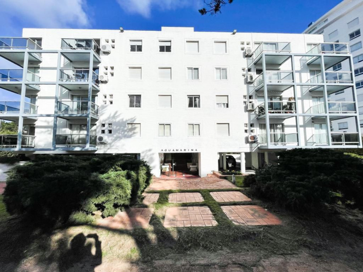 Casa ID.213891 - Alquiler anual , dos dormitorios dos baños. Aidy grill 