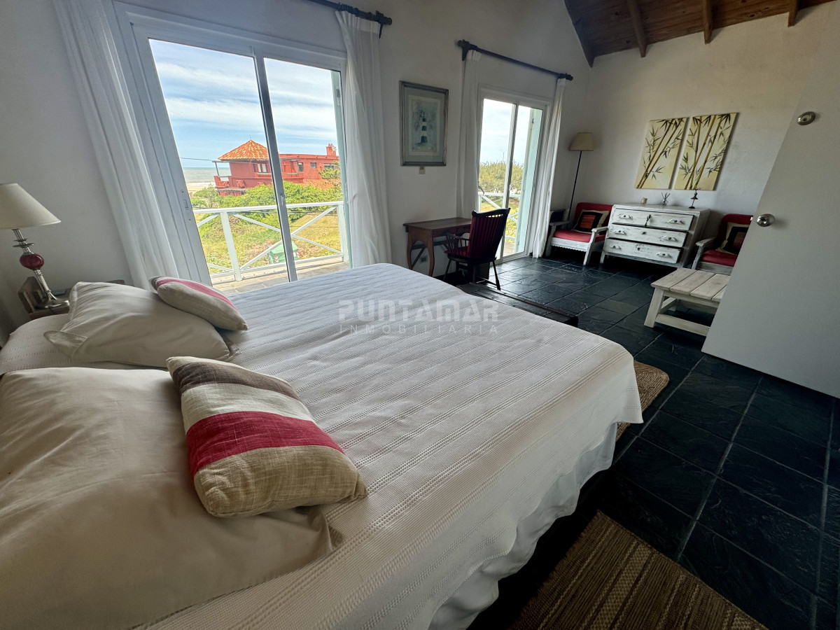 Casa ID.210802 - ALQUILER DE CASA EN MONTOYA CON VISTA AL MAR, 4 DORMITORIOS MÁS SERVICIO