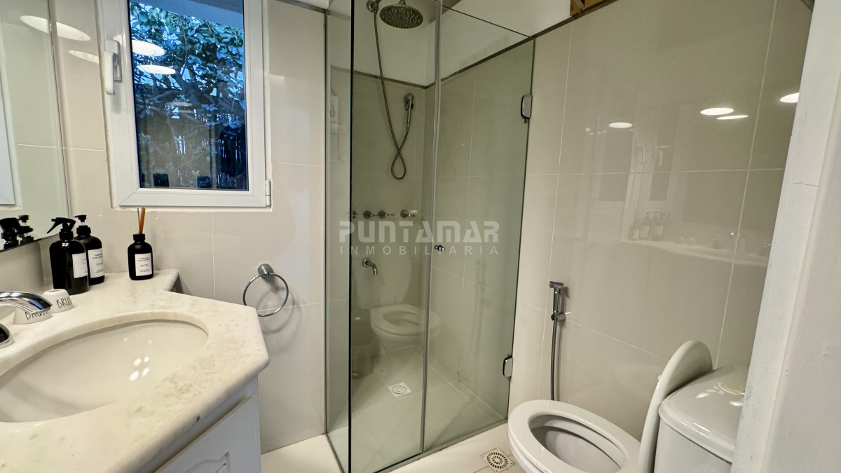 Casa ID.210970 - MODERNA CASA CON PISCINA EN MONTOYA A METROS DEL MAR 