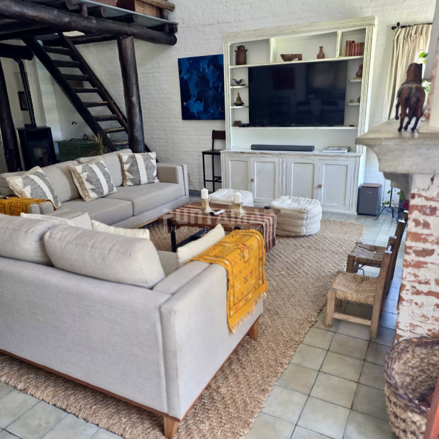 Casa ID.213091 - HERMOSA CASA CON PISCINA EN LA BARRA A 4 CUADRAS DEL MAR