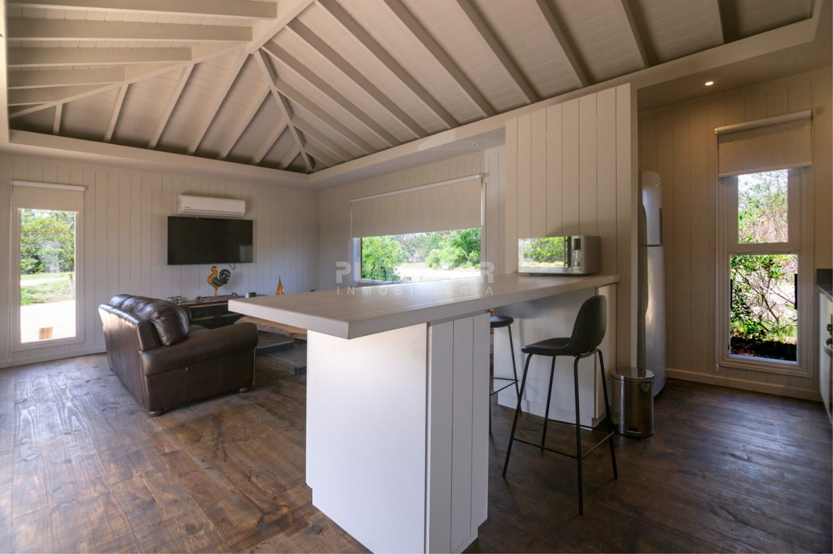 Casa ID.213398 - MODERNA CASA DE 1 DORMITORIO CON PISCINA A 100 MTS DE LA PLAYA DE JOSE IGNACIO 