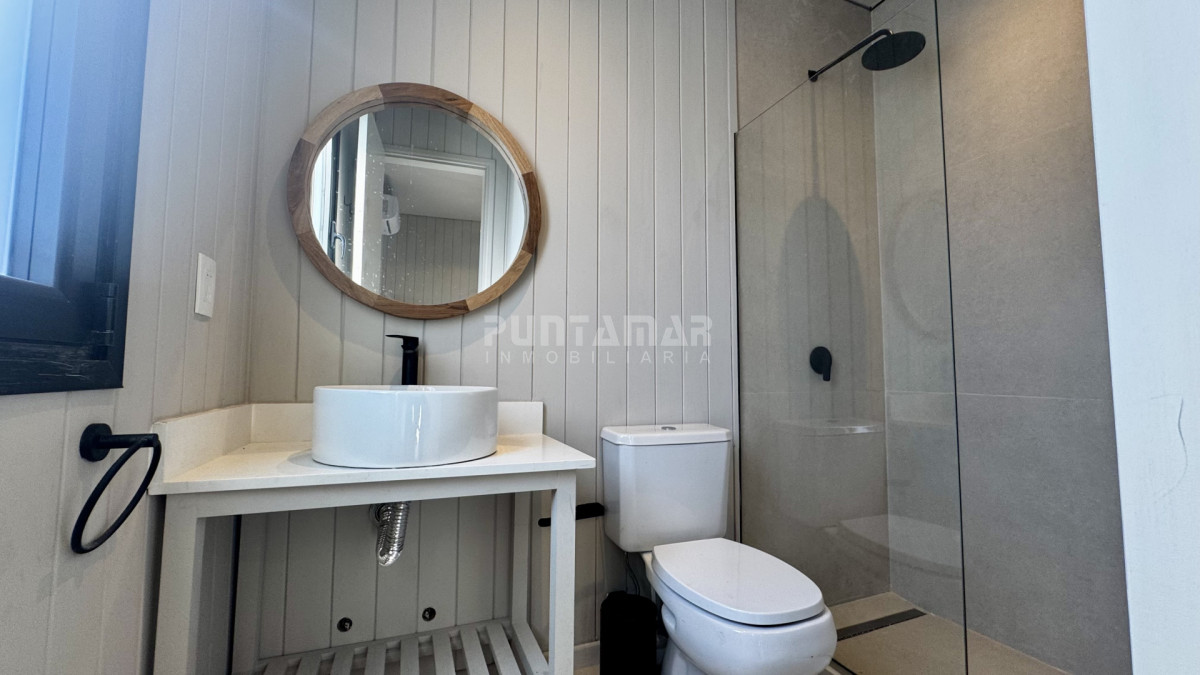 Casa ID.213778 - VENTA CASA DE 3 DORMITORIOS Y PISCINA EN RESERVA MONTOYA 