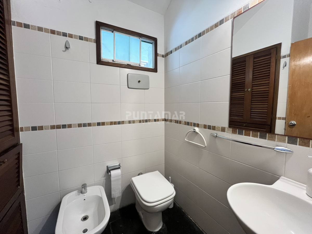 Casa ID.210703 - ALQUILER CASA 4 DORMITORIOS EN PARADA 23 DE LA BRAVA