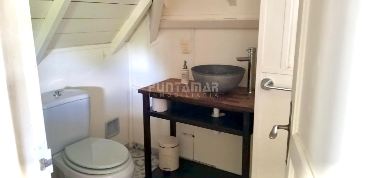 Casa ID.212770 - CASA DE 3 PLANTAS EN PARADA 7 DE LA MANSA, CON 4 DORMITORIOS Y DEPENDENCIA DE SERVICIO