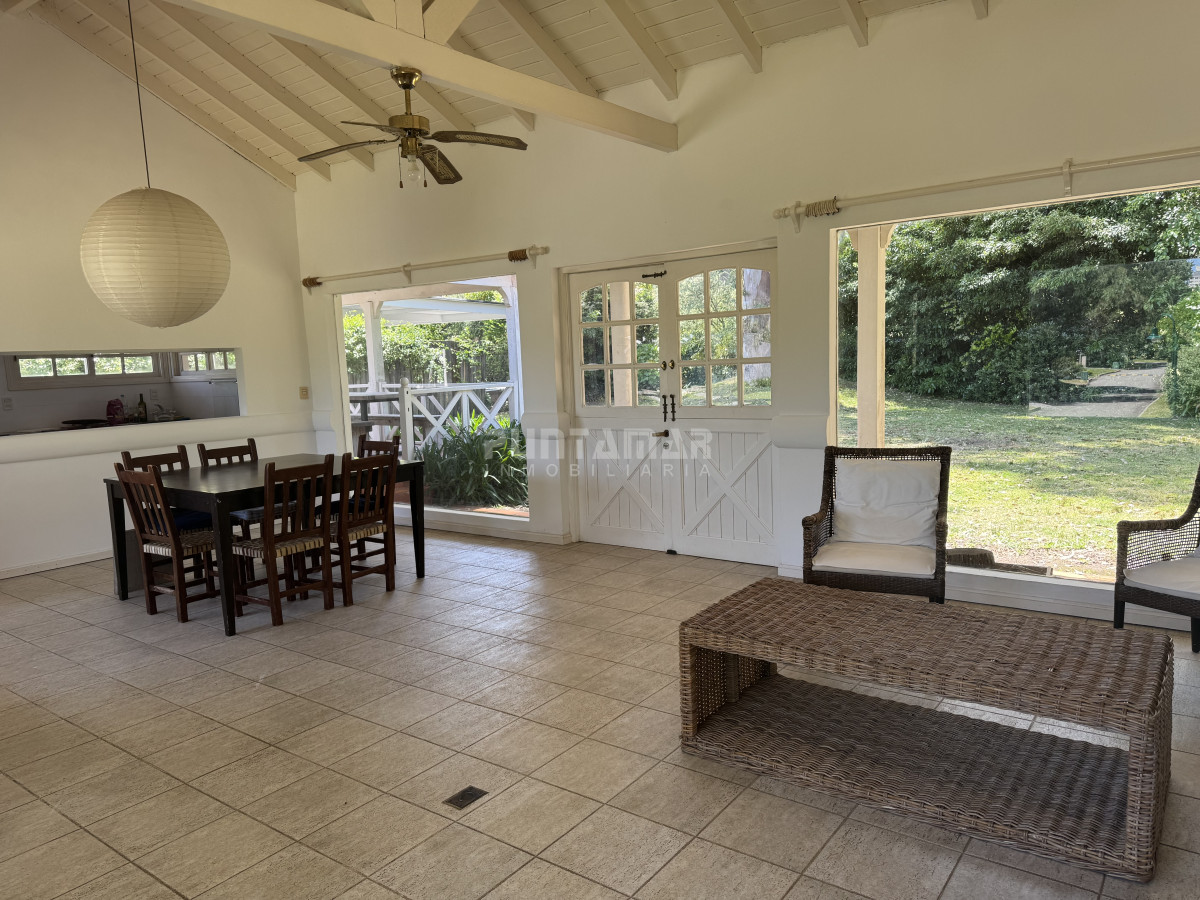 Casa ID.213799 - Casa en venta en La Arbolada